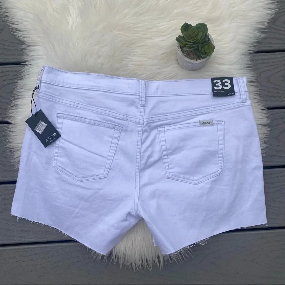 Joe’s Jeans White Denim Shorts - Picture 3 of 4